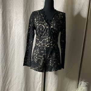 Blu pepper Black Lace Nude Lining Long Sleeve Romper sz L